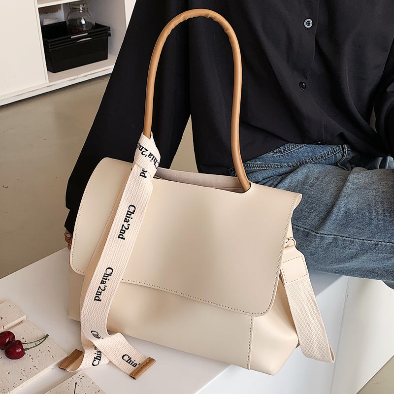 New High-capacity Versatile Shoulder Bag